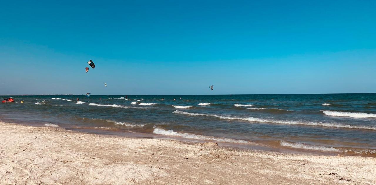 Royal Moonlight Apartment Mamaia Buitenkant foto