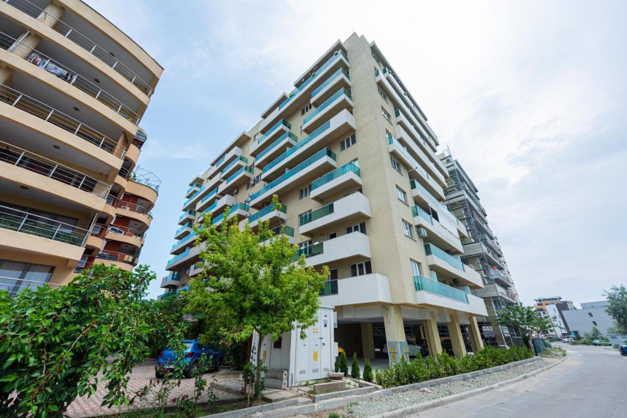 Royal Moonlight Apartment Mamaia Buitenkant foto