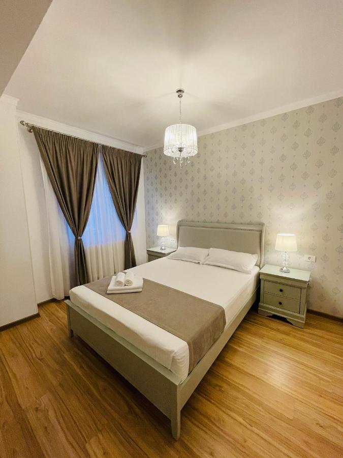 Royal Moonlight Apartment Mamaia Buitenkant foto