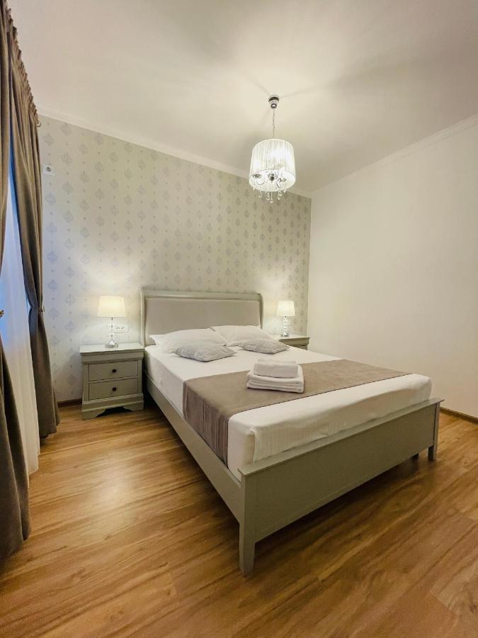 Royal Moonlight Apartment Mamaia Buitenkant foto